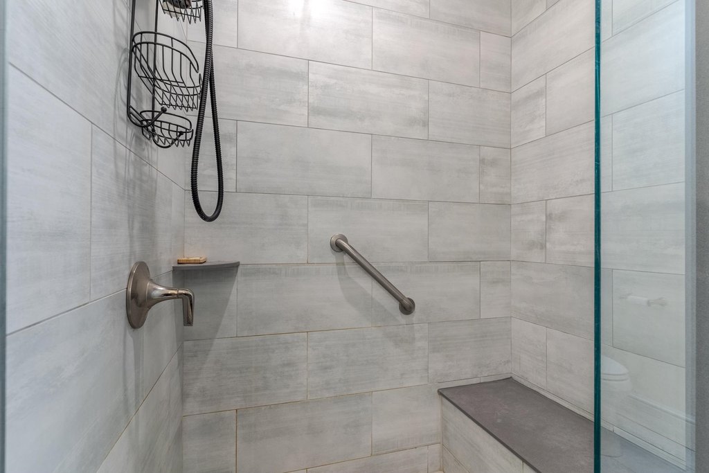 Exeter, New Hampshire, 03833, United States, 2 Bedrooms Bedrooms, ,2 BathroomsBathrooms,Residential,Forsale,2004718