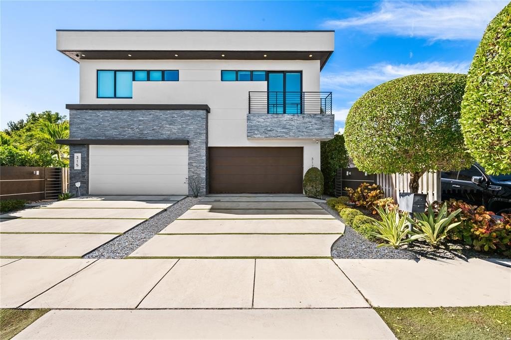 Fort Lauderdale, Florida, 33304, United States, 3 Bedrooms Bedrooms, ,3.5 BathroomsBathrooms,Residential,Forsale,2004487