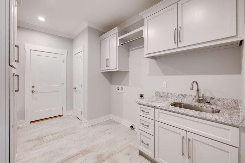 Apison, Tennessee, 37302, United States, 5 Bedrooms Bedrooms, ,4 BathroomsBathrooms,Residential,Forsale,1946774