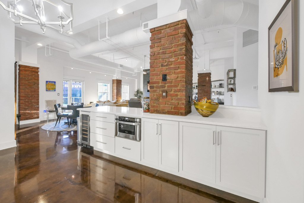 Chattanooga, Tennessee, 37402, United States, 2 Bedrooms Bedrooms, ,2 BathroomsBathrooms,Residential,Forsale,2004676