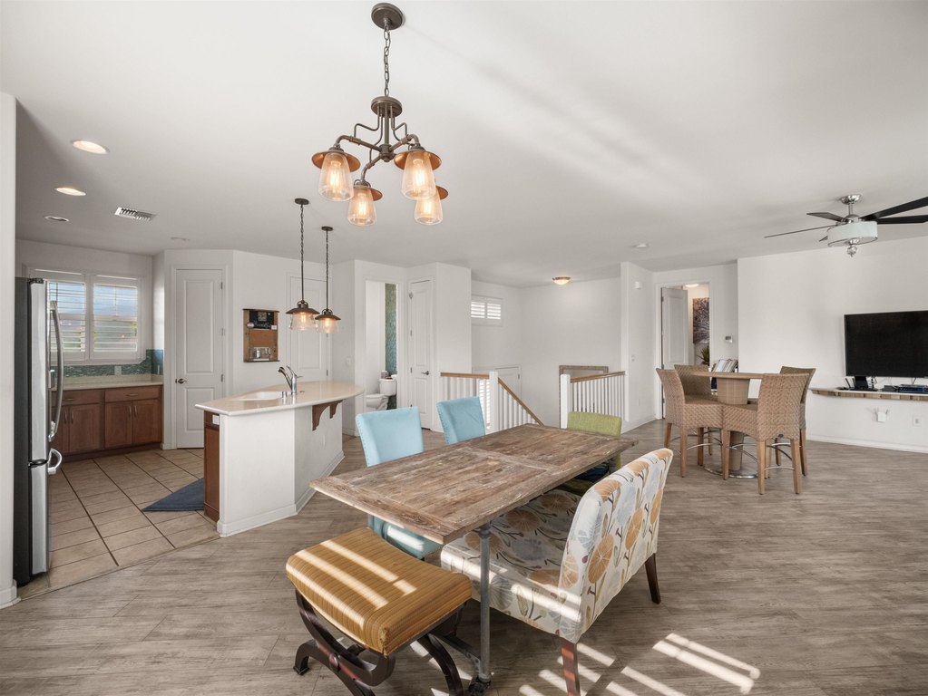 Kahului, Hawaii, 96732, United States, 5 Bedrooms Bedrooms, ,3.5 BathroomsBathrooms,Residential,Forsale,2004555