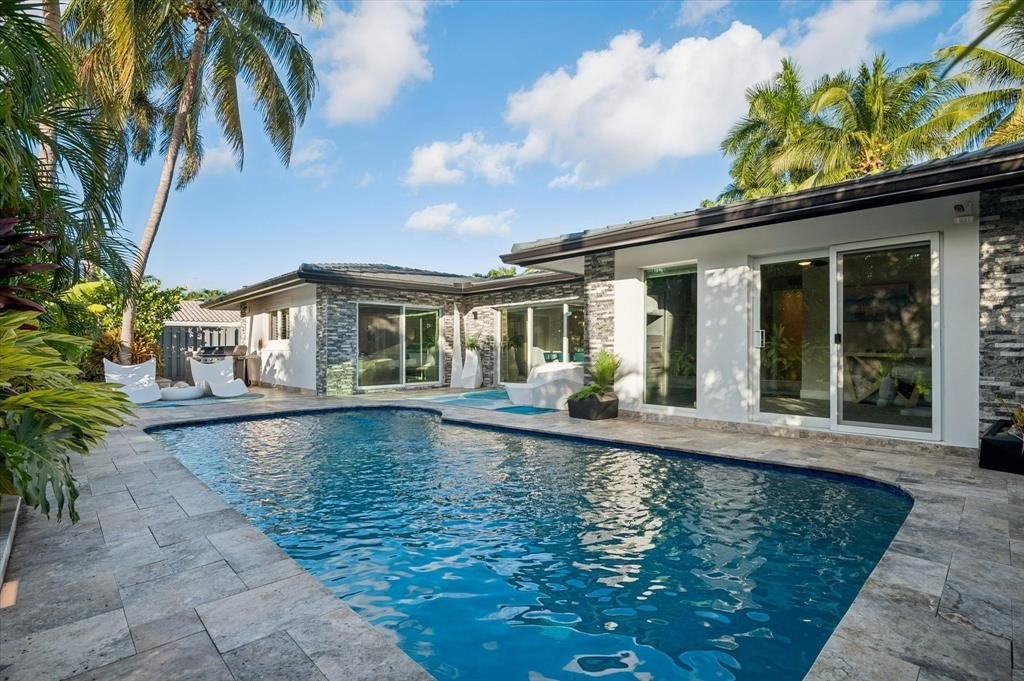 Wilton Manors, Florida, 33305, United States, 3 Bedrooms Bedrooms, ,2 BathroomsBathrooms,Residential,Forsale,2004492