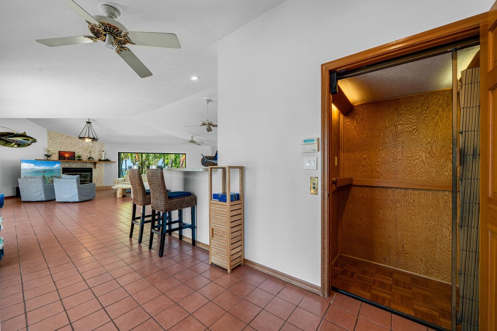 Marathon, Florida, 33050, United States, 3 Bedrooms Bedrooms, ,2.5 BathroomsBathrooms,Residential,Forsale,2011131