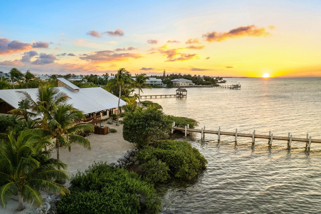 Marathon, Florida, 33050, United States, 3 Bedrooms Bedrooms, ,3 BathroomsBathrooms,Residential,Forsale,2011130