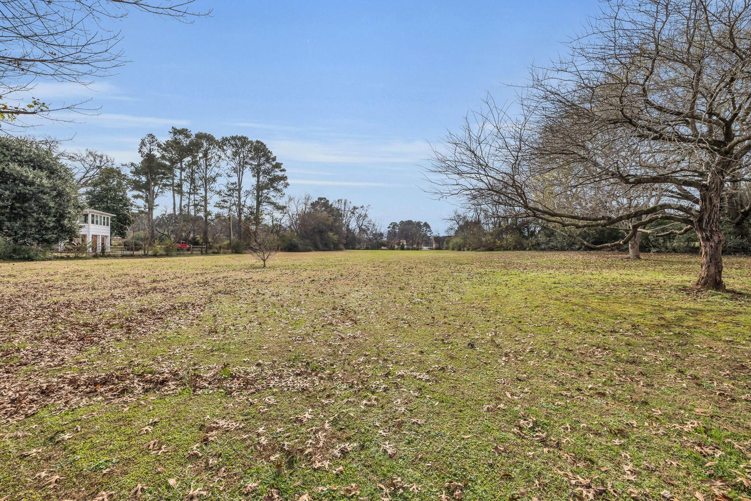 Chattanooga, Tennessee, 37421, United States, 5 Bedrooms Bedrooms, ,2 BathroomsBathrooms,Residential,Forsale,2004667