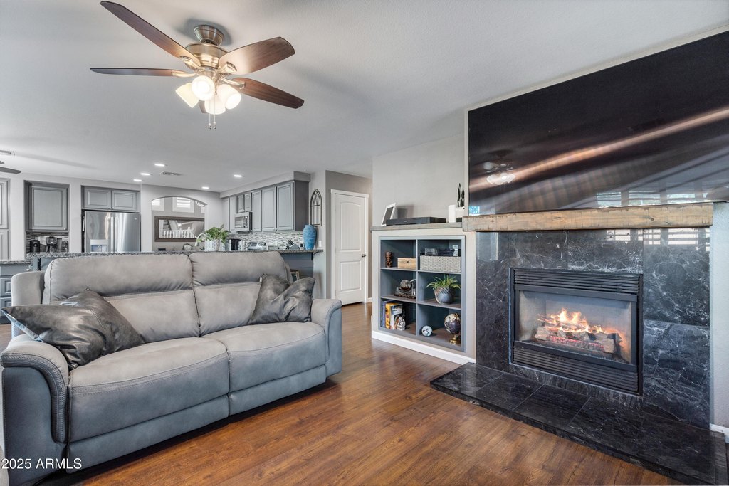 Mesa, Arizona, 85212, United States, 4 Bedrooms Bedrooms, ,3 BathroomsBathrooms,Residential,Forsale,2004920