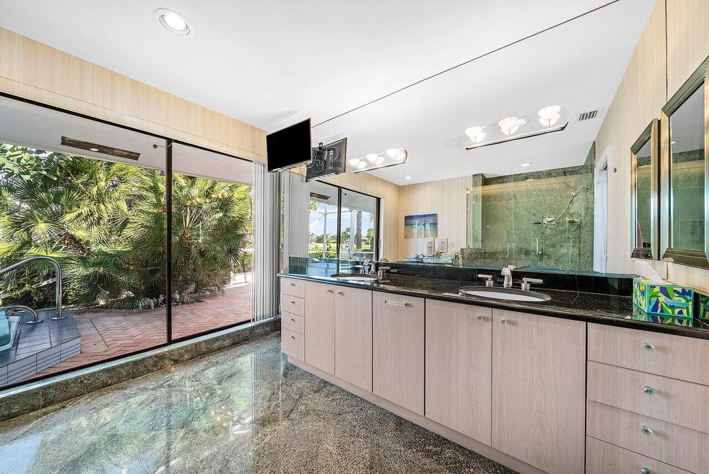 Delray Beach, Florida, 33445, United States, 3 Bedrooms Bedrooms, ,3.5 BathroomsBathrooms,Residential,Forsale,2004638