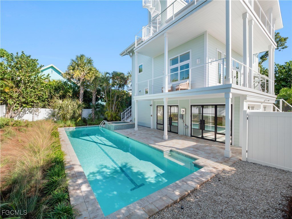 Sanibel, Florida, 33957, United States, 3 Bedrooms Bedrooms, ,3 BathroomsBathrooms,Residential,Forsale,2004804