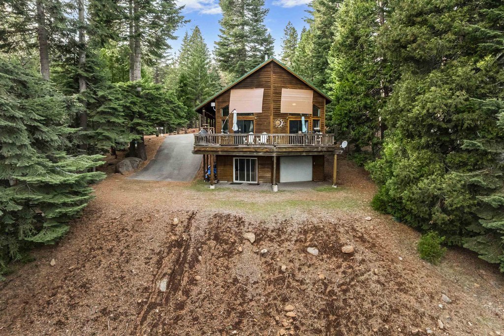 Lake Almanor, California, 96137, United States, 3 Bedrooms Bedrooms, ,2.5 BathroomsBathrooms,Residential,Forsale,2012842
