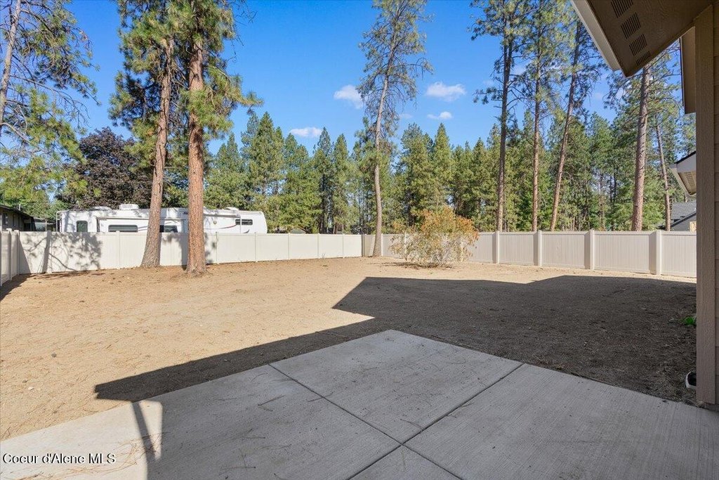 Post Falls, Idaho, 83854, United States, 4 Bedrooms Bedrooms, ,2.5 BathroomsBathrooms,Residential,Forsale,1984579