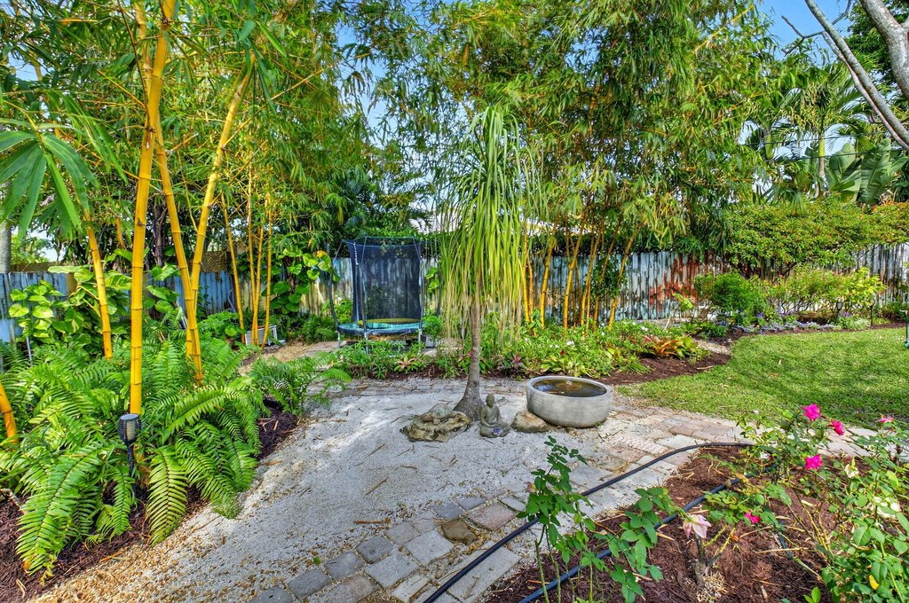 Delray Beach, Florida, 33444, United States, 2 Bedrooms Bedrooms, ,2 BathroomsBathrooms,Residential,Forsale,2004643