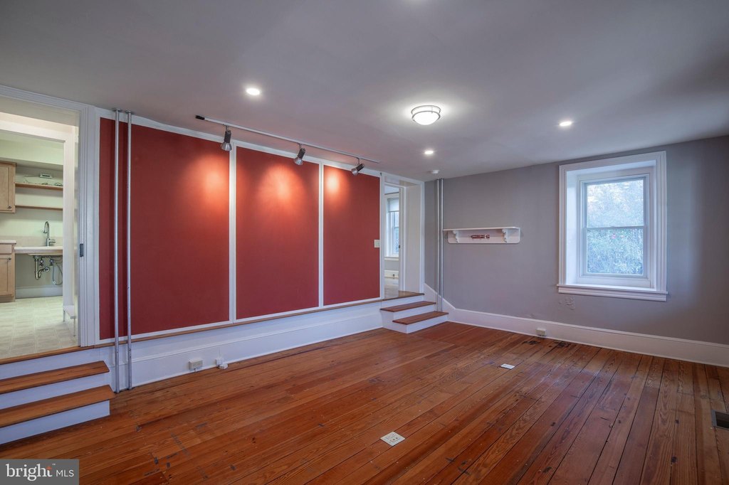 DOYLESTOWN, Pennsylvania, 18901, United States, ,Residential,Forsale,2004535