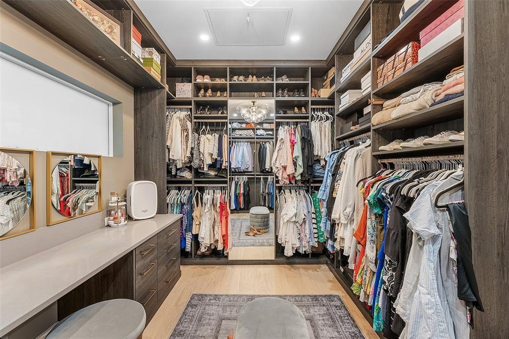 Fort Lauderdale, Florida, 33304, United States, 6 Bedrooms Bedrooms, ,5.5 BathroomsBathrooms,Residential,Forsale,1964526