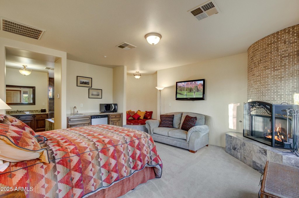 Gold Canyon, Arizona, 85118, United States, 4 Bedrooms Bedrooms, ,5.5 BathroomsBathrooms,Residential,Forsale,1963295