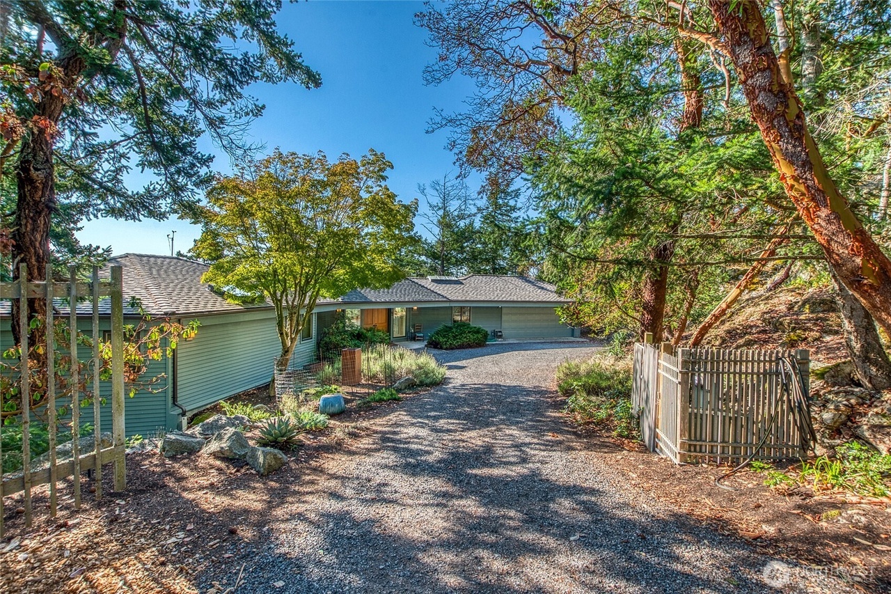 Eastsound, Washington, 98243, United States, 3 Bedrooms Bedrooms, ,2.5 BathroomsBathrooms,Residential,Forsale,2004457