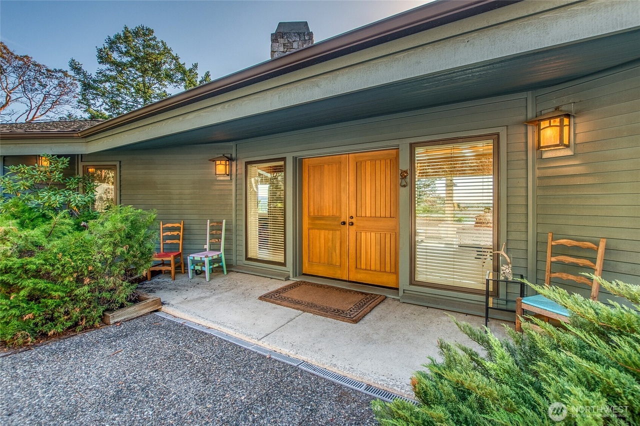 Eastsound, Washington, 98243, United States, 3 Bedrooms Bedrooms, ,2.5 BathroomsBathrooms,Residential,Forsale,2004457