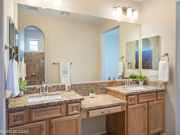 Marana, Arizona, 85658, United States, 2 Bedrooms Bedrooms, ,2 BathroomsBathrooms,Residential,Forsale,2004431
