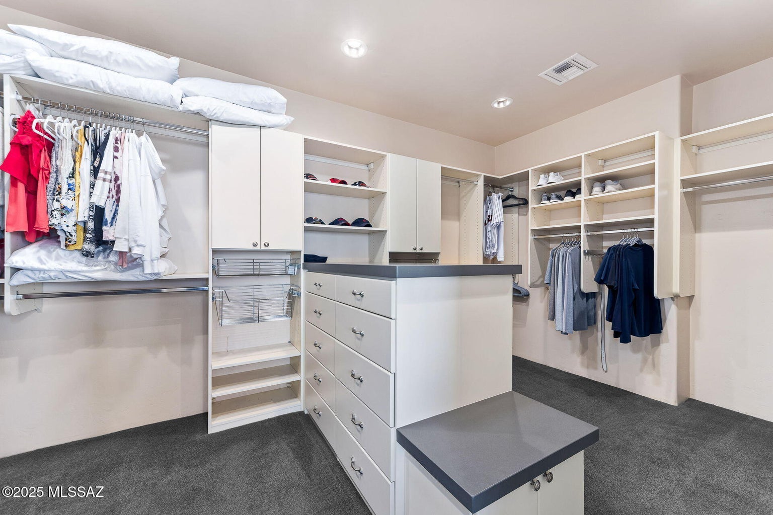 Tucson, Arizona, 85745, United States, 5 Bedrooms Bedrooms, ,5 BathroomsBathrooms,Residential,Forsale,2004432