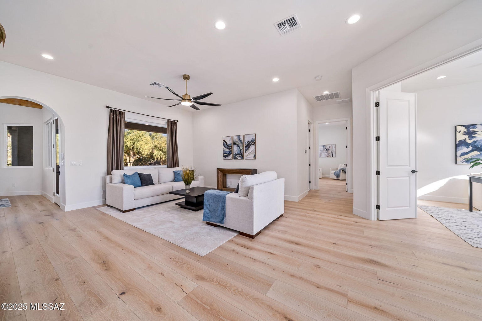 Tucson, Arizona, 85718, United States, 5 Bedrooms Bedrooms, ,5 BathroomsBathrooms,Residential,Forsale,2004433