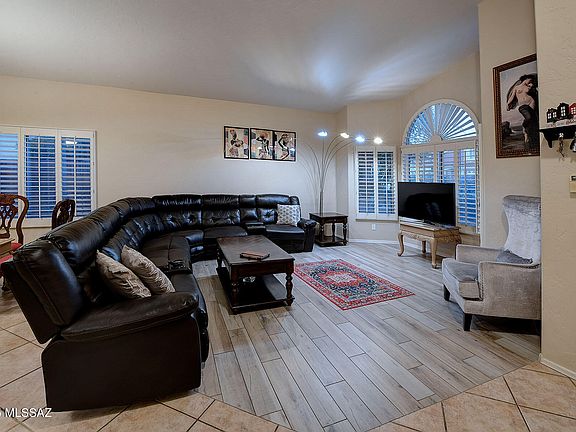 Tucson, Arizona, 85737, United States, 5 Bedrooms Bedrooms, ,3 BathroomsBathrooms,Residential,Forsale,2004435