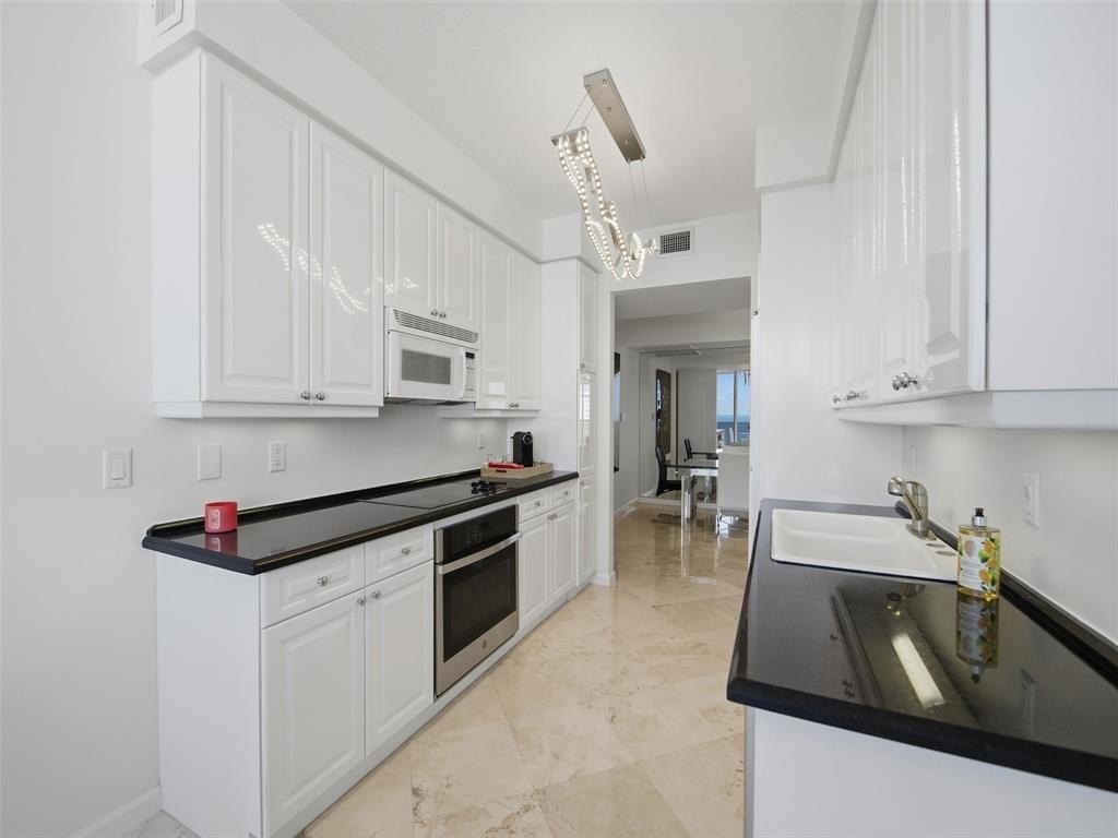 Fort Lauderdale, Florida, 33308, United States, 2 Bedrooms Bedrooms, ,2 BathroomsBathrooms,Residential,Forsale,2004493