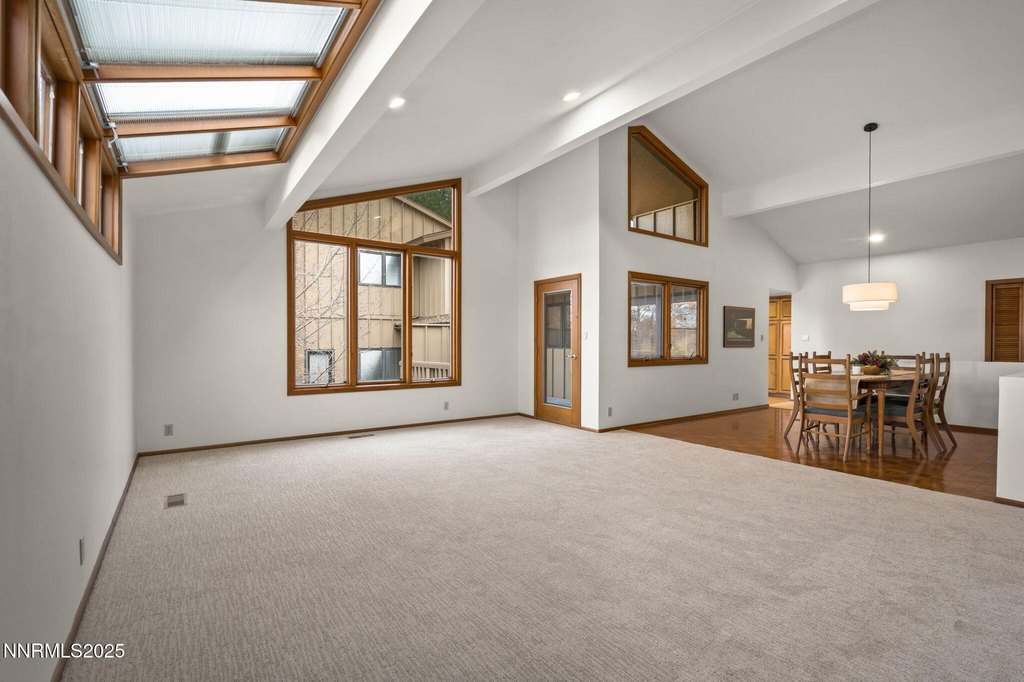 Reno, Nevada, 89519, United States, 3 Bedrooms Bedrooms, ,2 BathroomsBathrooms,Residential,Forsale,2012837