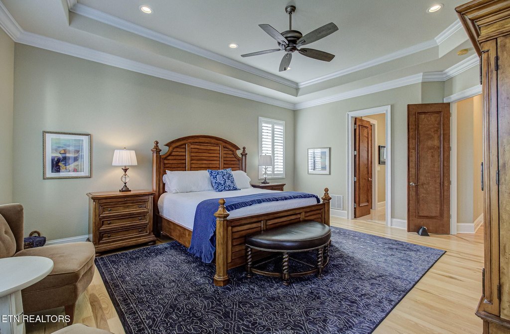 Vonore, Tennessee, 37885, United States, 4 Bedrooms Bedrooms, ,4.5 BathroomsBathrooms,Residential,Forsale,1960237