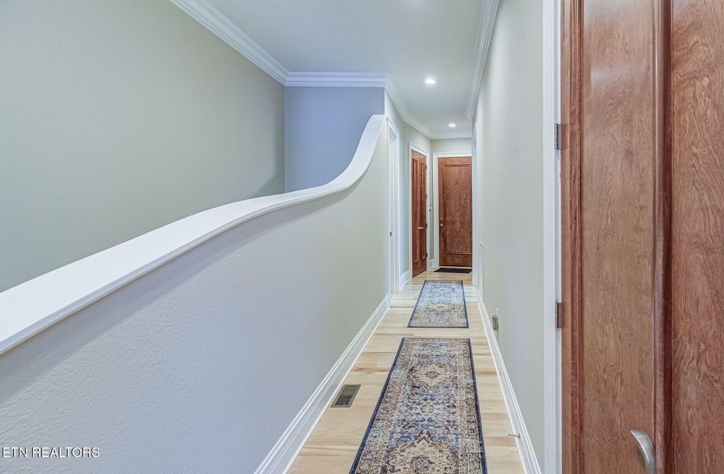 Vonore, Tennessee, 37885, United States, 4 Bedrooms Bedrooms, ,4.5 BathroomsBathrooms,Residential,Forsale,1960237