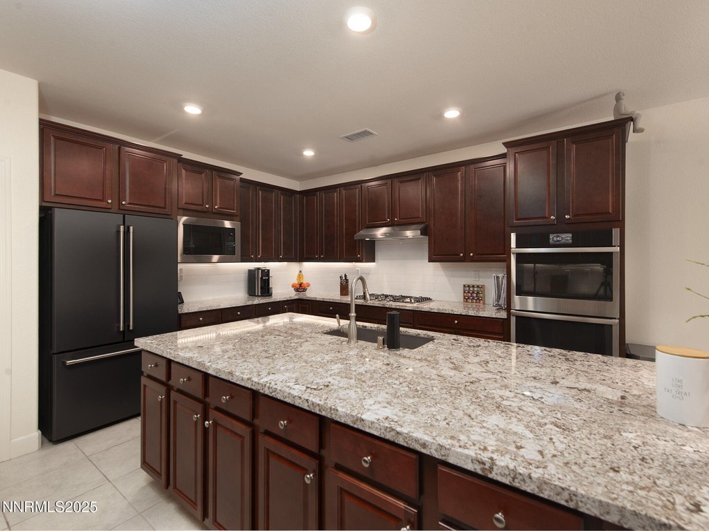 Reno, Nevada, 89521, United States, 3 Bedrooms Bedrooms, ,2.5 BathroomsBathrooms,Residential,Forsale,2012840