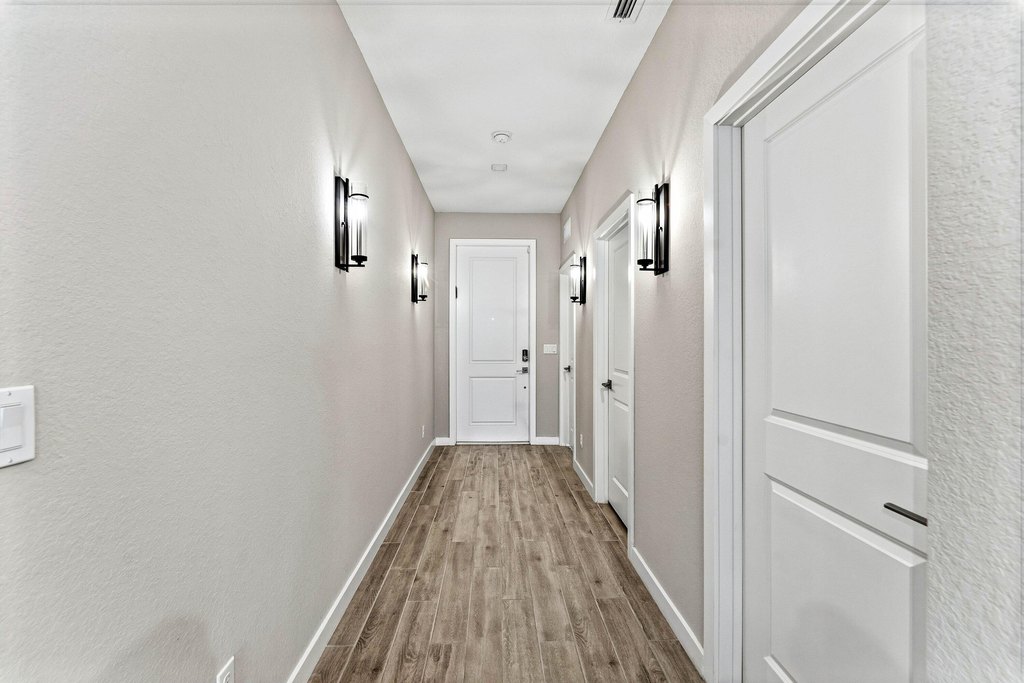 Hobe Sound, Florida, 33455, United States, 4 Bedrooms Bedrooms, ,2 BathroomsBathrooms,Residential,Forsale,2004649