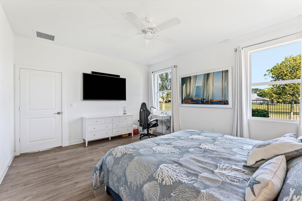 Hobe Sound, Florida, 33455, United States, 4 Bedrooms Bedrooms, ,2 BathroomsBathrooms,Residential,Forsale,2004649