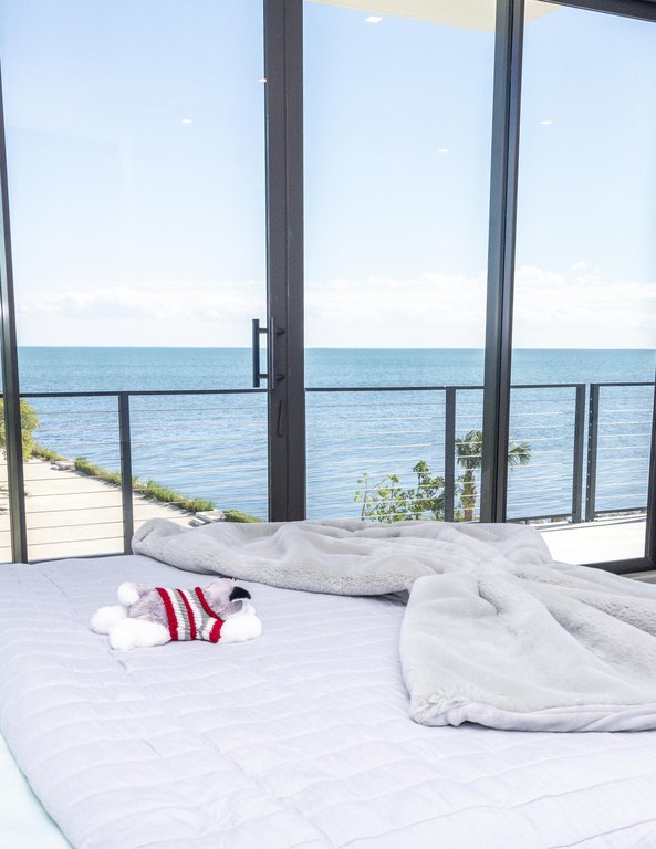 ISLAMORADA, Florida, 33036, United States, 5 Bedrooms Bedrooms, ,5.5 BathroomsBathrooms,Residential,Forsale,2011125