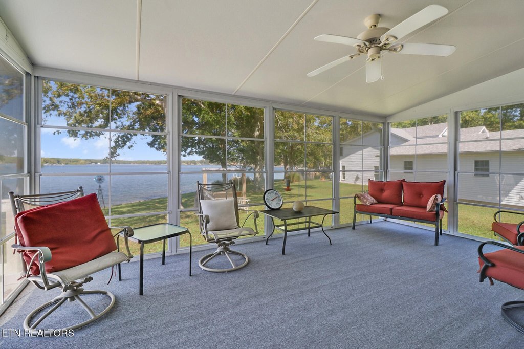 Crossville, Tennessee, 38572, United States, 3 Bedrooms Bedrooms, ,3.5 BathroomsBathrooms,Residential,Forsale,1968515