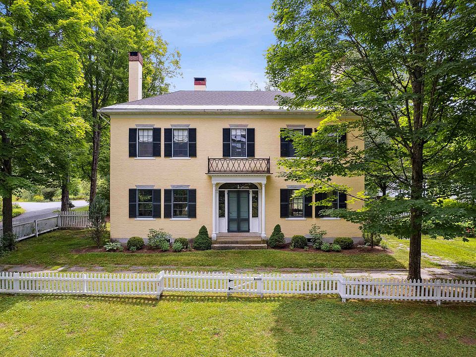 Orford, New Hampshire, 03777, United States, 6 Bedrooms Bedrooms, ,4 BathroomsBathrooms,Residential,Forsale,2004855