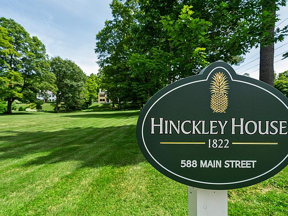 Orford, New Hampshire, 03777, United States, 6 Bedrooms Bedrooms, ,4 BathroomsBathrooms,Residential,Forsale,2004855