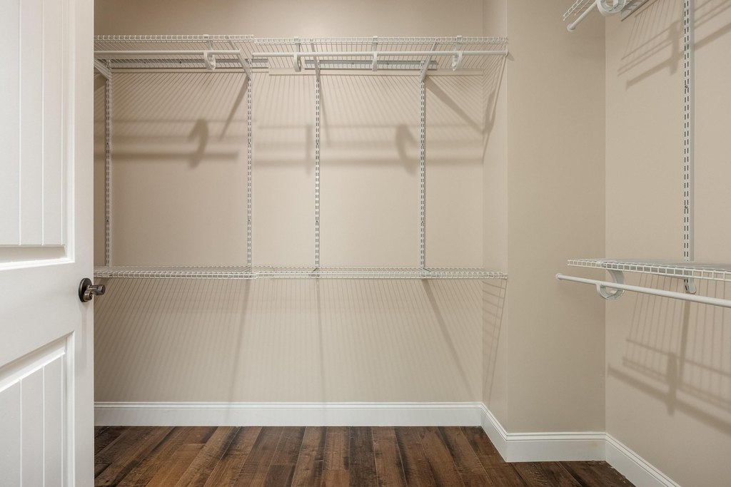 Trenton, Georgia, 30752, United States, 5 Bedrooms Bedrooms, ,4.5 BathroomsBathrooms,Residential,Forsale,2004699