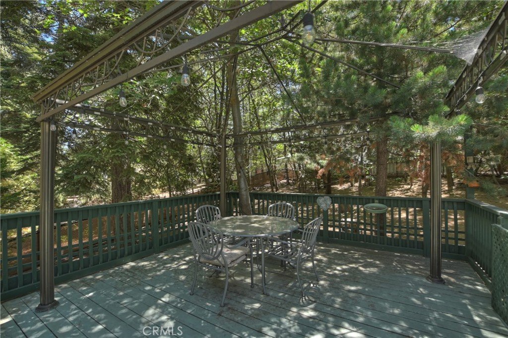 Lake Arrowhead, California, 92352, United States, 3 Bedrooms Bedrooms, ,3 BathroomsBathrooms,Residential,Forsale,1968496
