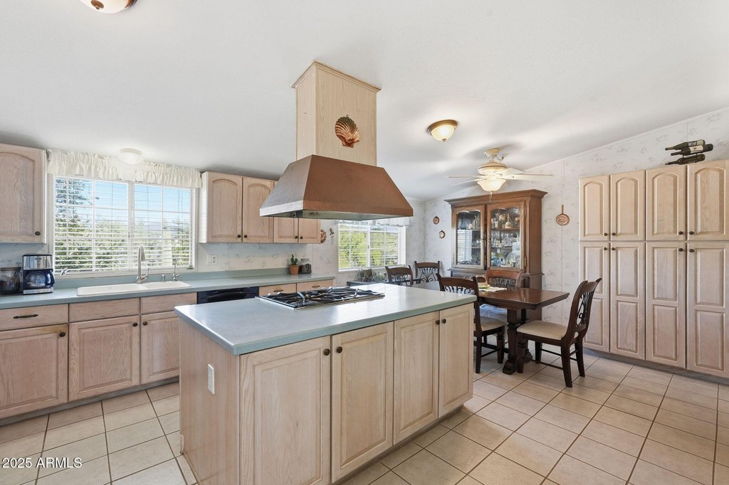 Cave Creek, Arizona, 85331, United States, 4 Bedrooms Bedrooms, ,2 BathroomsBathrooms,Residential,Forsale,2004938