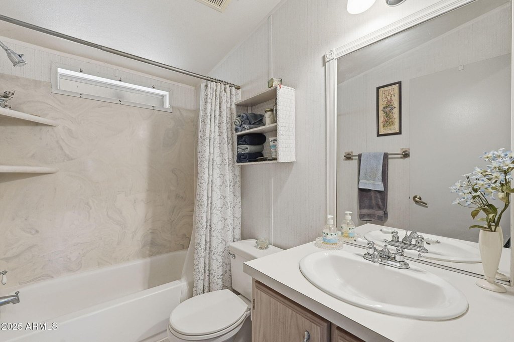 Cave Creek, Arizona, 85331, United States, 4 Bedrooms Bedrooms, ,2 BathroomsBathrooms,Residential,Forsale,2004938