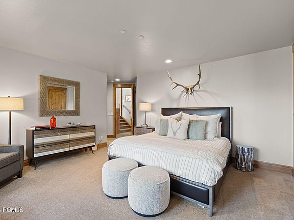 Kamas, Utah, 84060, United States, 6 Bedrooms Bedrooms, ,5.5 BathroomsBathrooms,Residential,Forsale,2004735