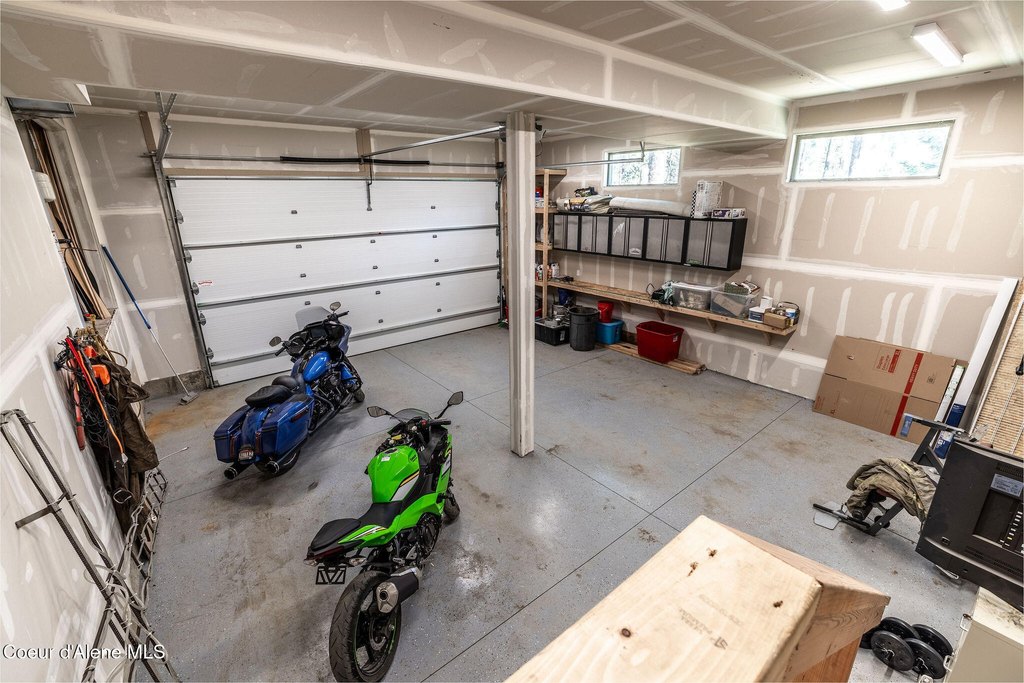 Coeur d'Alene, Idaho, 83814, United States, 4 Bedrooms Bedrooms, ,3 BathroomsBathrooms,Residential,Forsale,1984580