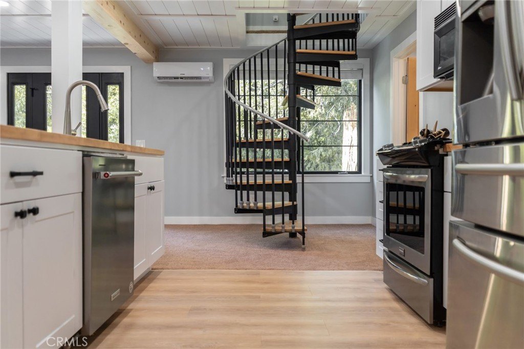 Idyllwild, California, 92549, United States, 3 Bedrooms Bedrooms, ,2 BathroomsBathrooms,Residential,Forsale,2007691