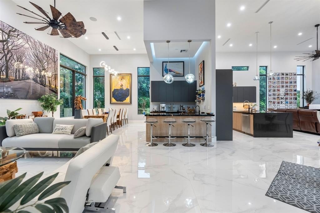 Southwest Ranches, Florida, 33330, United States, 5 Bedrooms Bedrooms, ,8 BathroomsBathrooms,Residential,Forsale,2011643