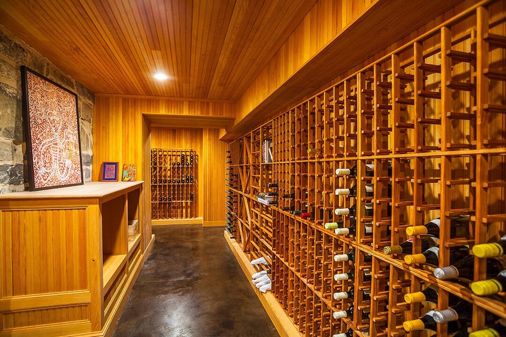 Essex, New York, 12936, United States, 6 Bedrooms Bedrooms, ,5.5 BathroomsBathrooms,Residential,Forsale,1999411