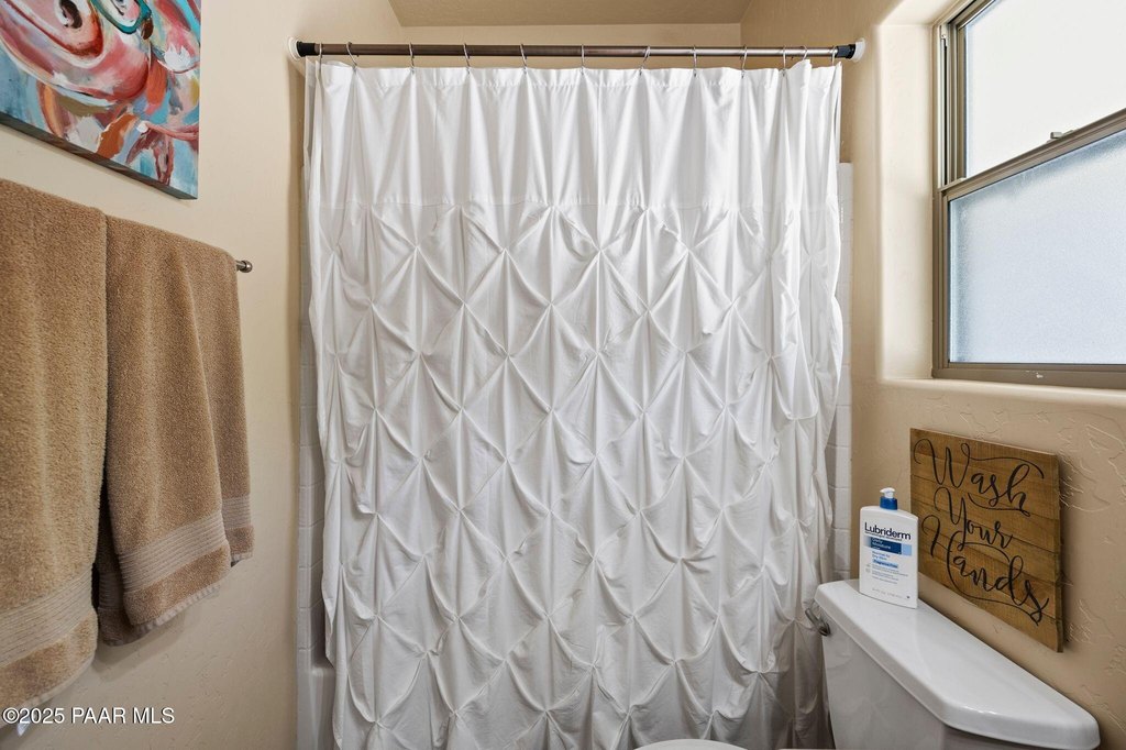 Prescott, Arizona, 86303, United States, 4 Bedrooms Bedrooms, ,3 BathroomsBathrooms,Residential,Forsale,1994057