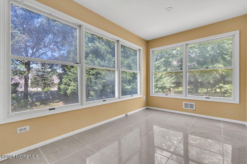 Toms River, New Jersey, 08755, United States, 4 Bedrooms Bedrooms, ,3.5 BathroomsBathrooms,Residential,Forsale,1966069