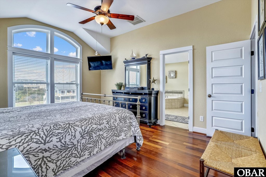 Duck, North Carolina, 27949, United States, 5 Bedrooms Bedrooms, ,5.5 BathroomsBathrooms,Residential,Forsale,2010256