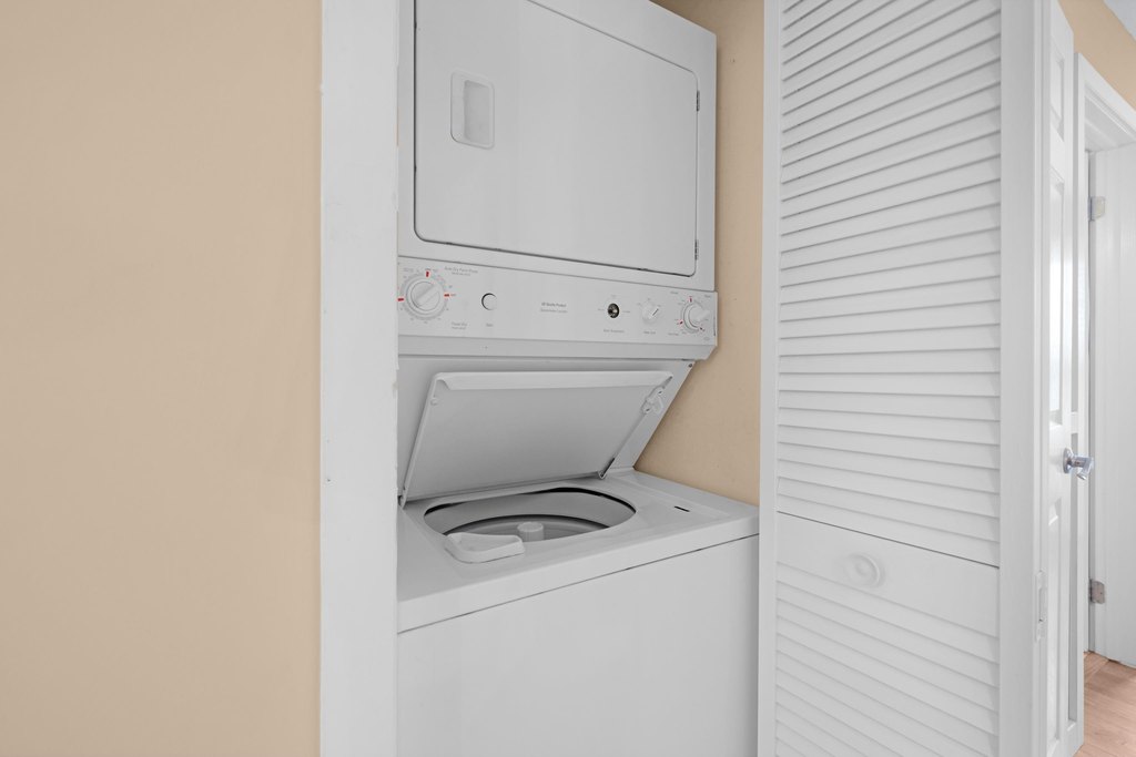 North Wildwood, New Jersey, 08260, United States, 2 Bedrooms Bedrooms, ,2 BathroomsBathrooms,Residential,Forsale,1967260