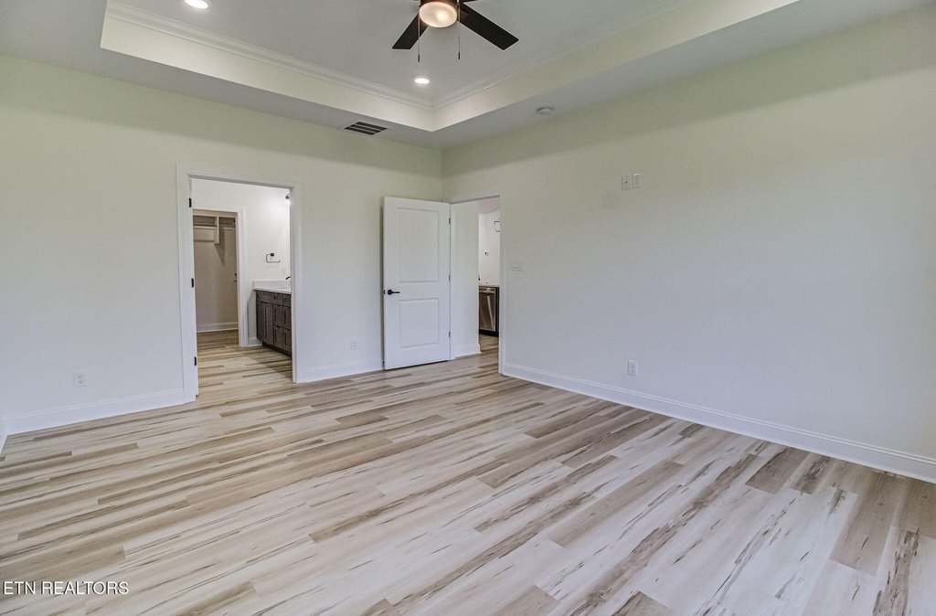 Vonore, Tennessee, 37885, United States, 3 Bedrooms Bedrooms, ,2 BathroomsBathrooms,Residential,Forsale,1910198