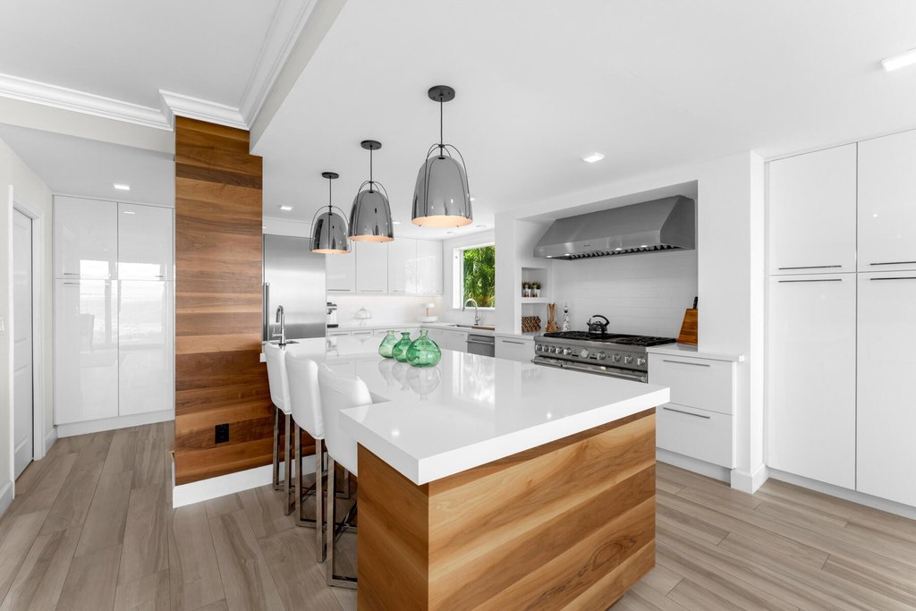 Key Largo, Florida, 33037, United States, 5 Bedrooms Bedrooms, ,3.5 BathroomsBathrooms,Residential,Forsale,1971978